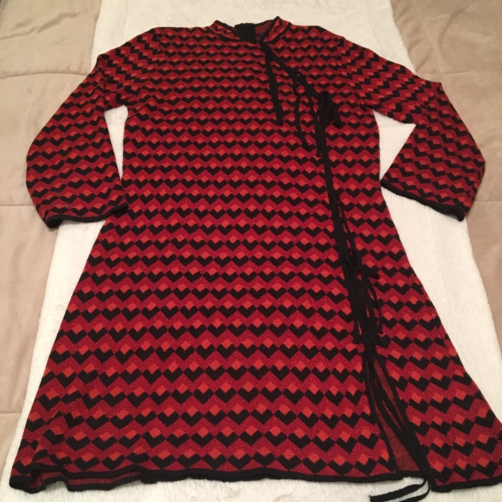 BNWOT Zara Black & Red knit dress size M